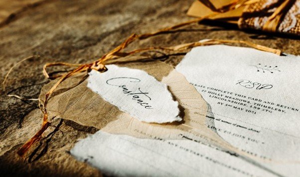 Delicate skeleton leaf place cards. 